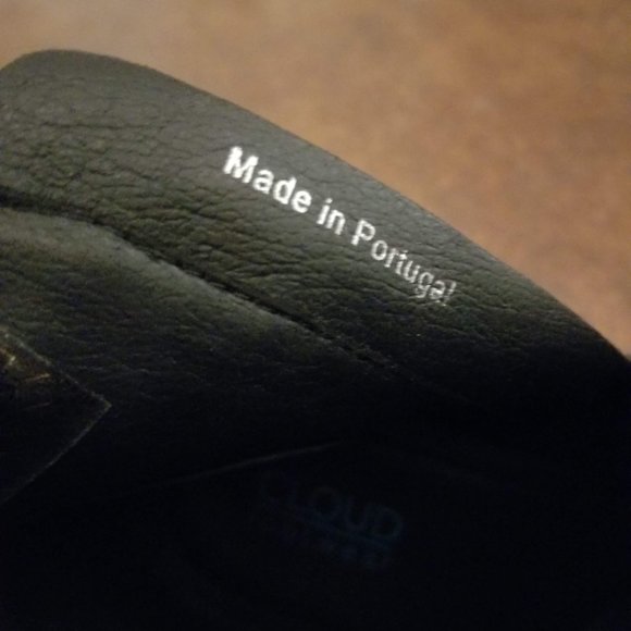 Elegant Black Ankle Boots - Picture 6 of 9